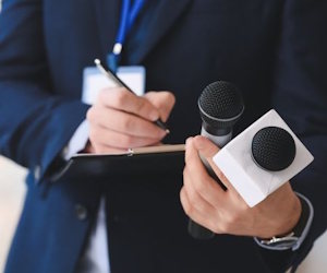 imagen Becas de prácticas en la Agencia EFE para estudiantes de Periodismo y Comunicación Audiovisual